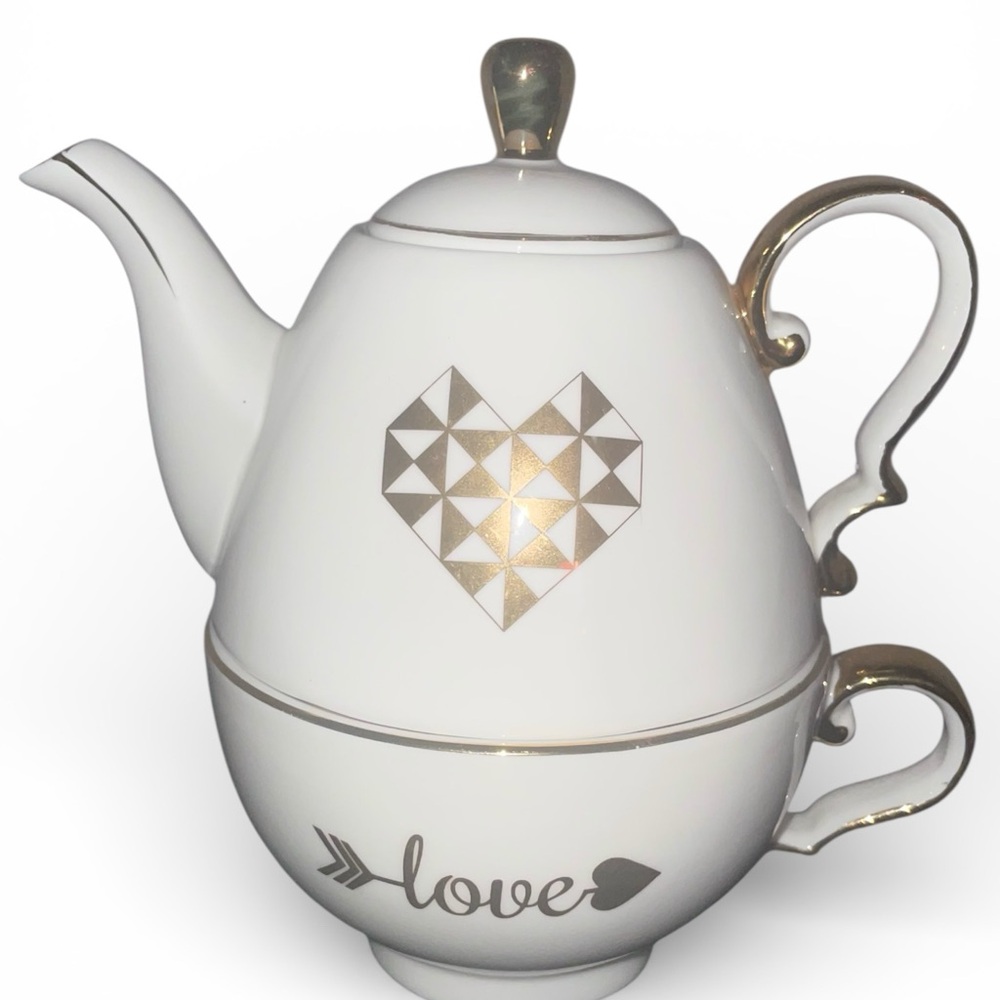 LOVE 3-pc Teapot & Cup Set White Gold Heart & Arrow Coffee Tea Gift VERY GOOD
